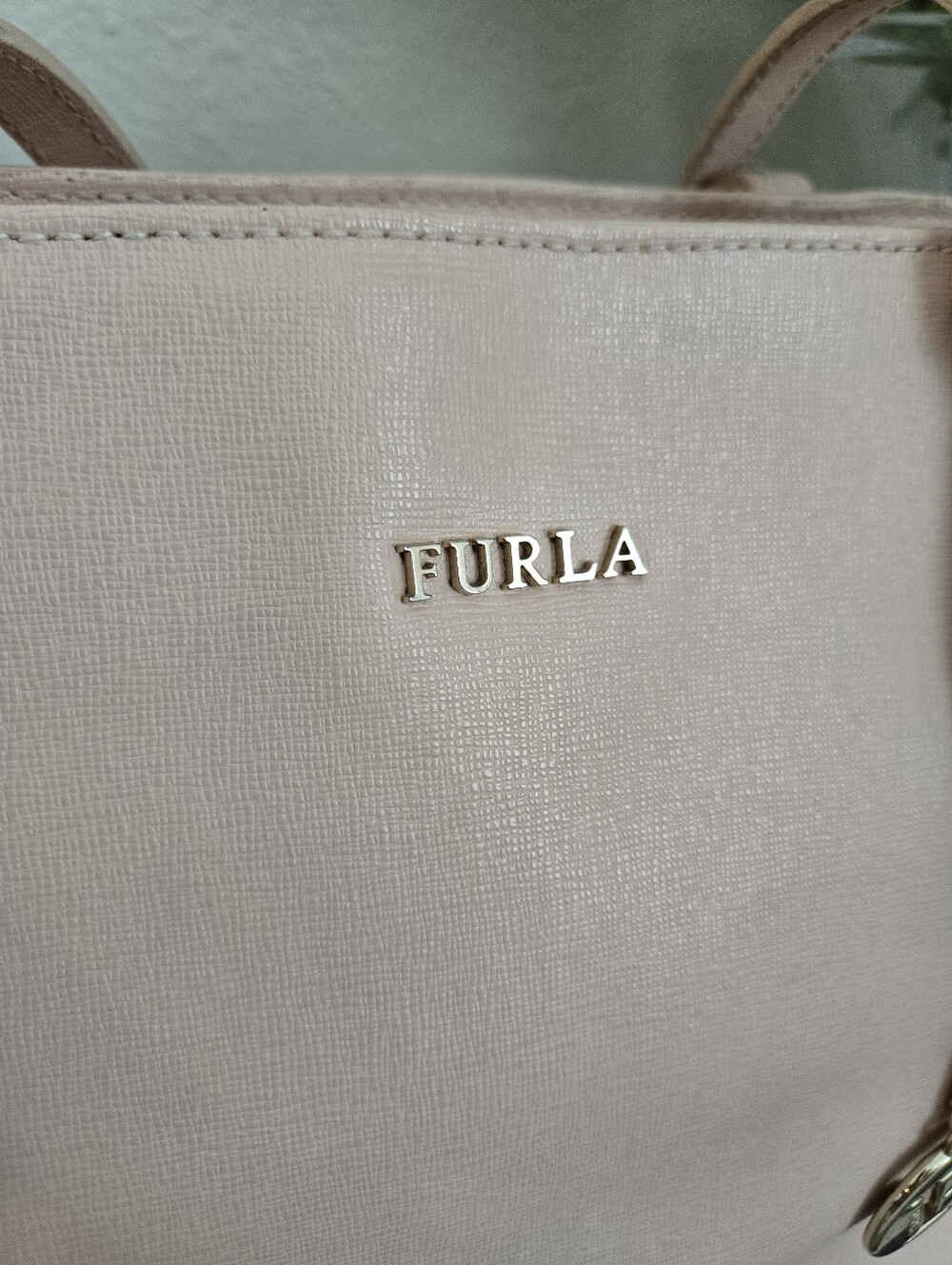Furla Blush Pink Daisy Medium Tote with Gold Charm - Picture 4 of 16